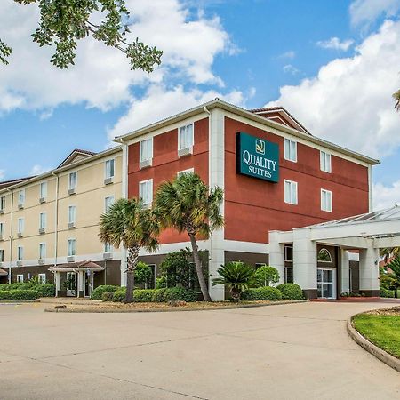 Quality Suites Lake Charles Downtown Exterior photo